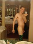 Nude - Hotel