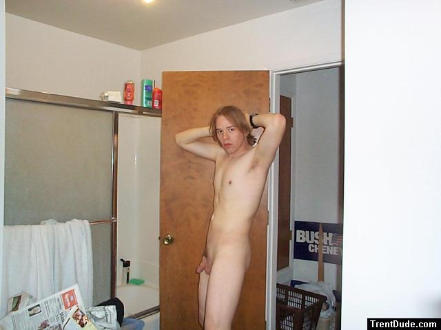 His roommates left a Bush in the house (background)