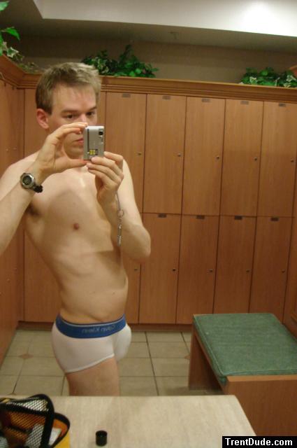 Locker room - Nude Series