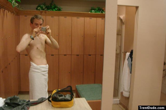 Locker room - Nude Series