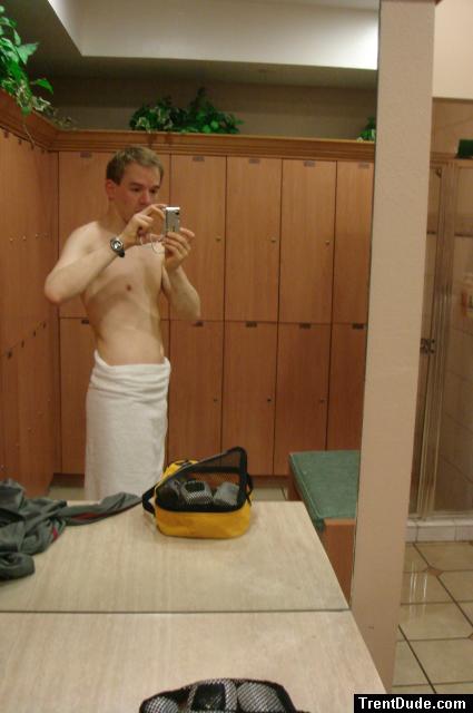 Locker room - Nude Series