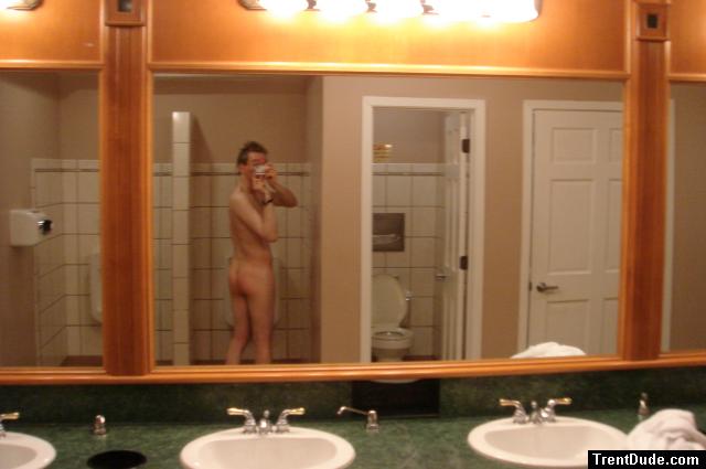 Locker room - Nude Series