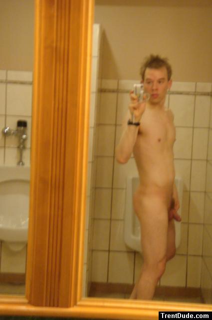 Locker room - Nude Series