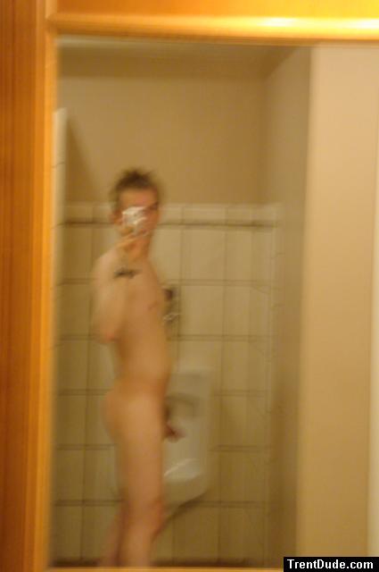 Locker room - Nude Series