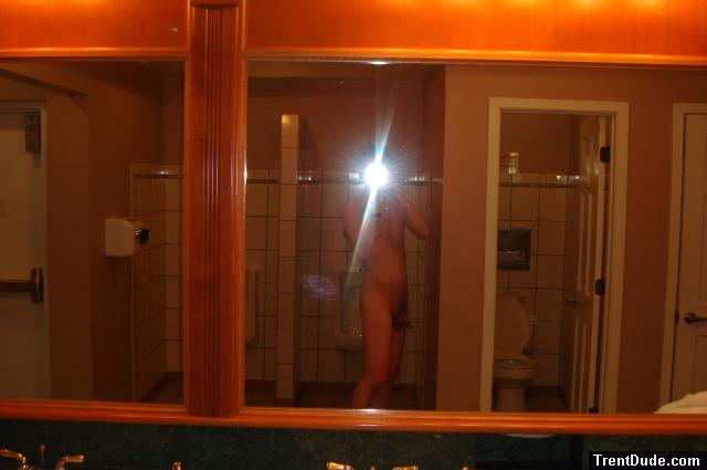 Locker room - Nude Series