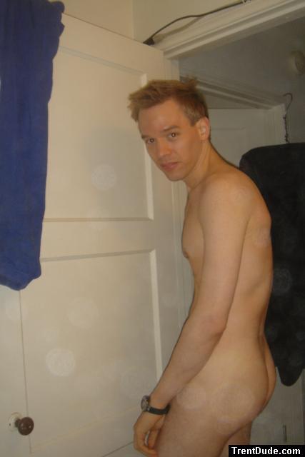 Nude with fat butt