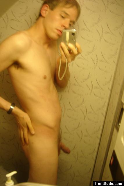 Nude at 35,000 feet
