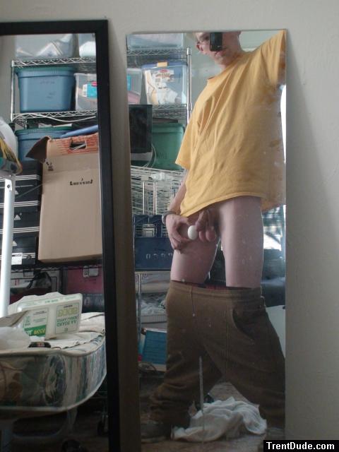 Massives testicles!!!