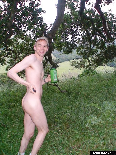 Inspired to go nude outdoors after watching the movie Avatar for the first time